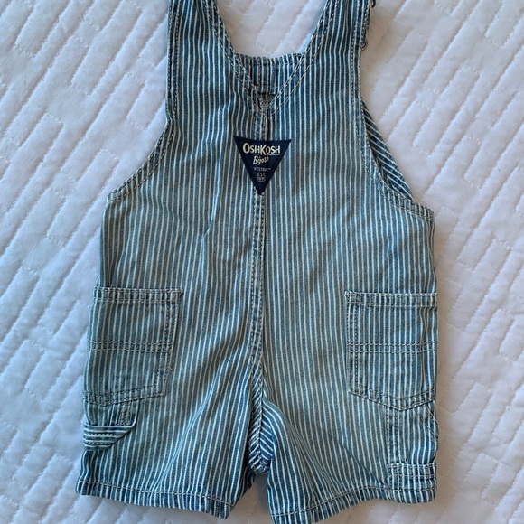 OshKosh Seersucker Bib Overalls - Picture 6 of 7